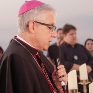 Capa: Dia Nacional do Rosário: Dom Devair consagrou o Brasil a Nossa Senhora aos pés do Cristo Redentor